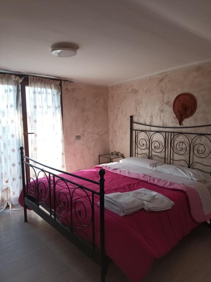 Villa Mery L'Americano Bagian luar foto